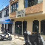 AF1QipP-C5NGIg1xdqHt7FUSo6Ujqlj-hx0kro39huKa=w408-h725-k-no